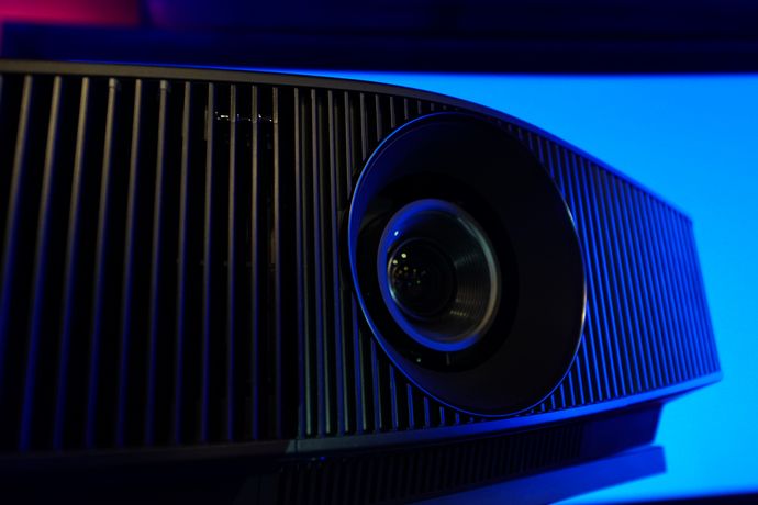 Sony VPL-VW760ES Heimkino Beamer
