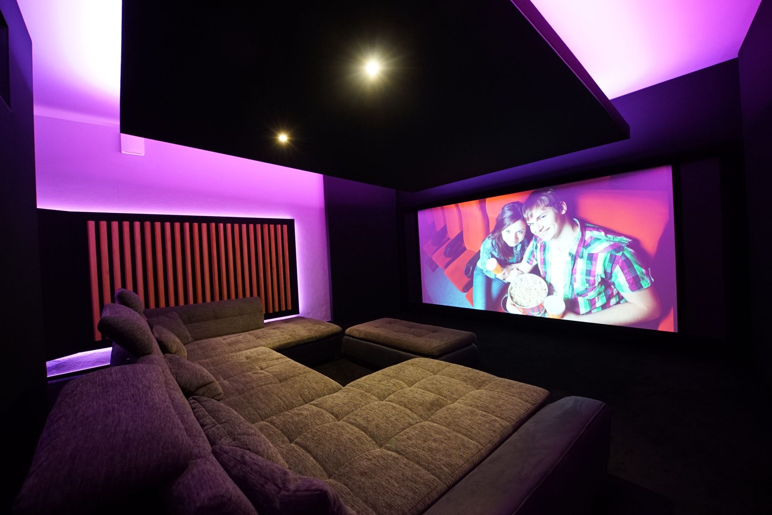 Heimkino Designs Takeoff Media GmbH Heimkino Designs Takeoff Media GmbH